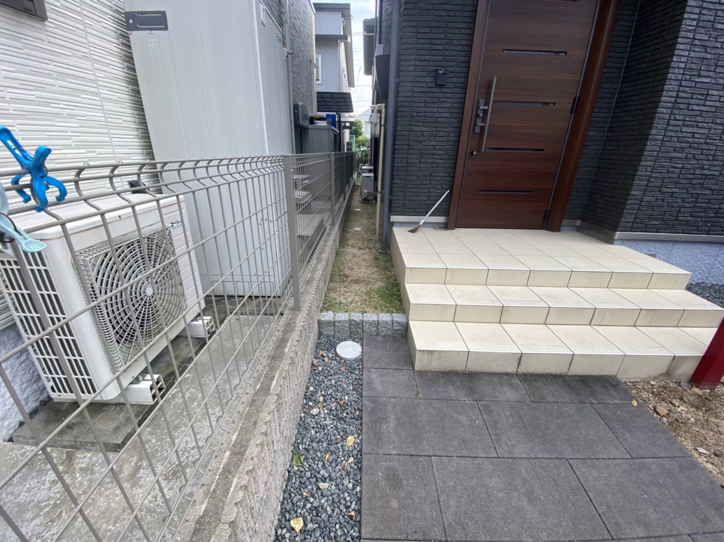広島県呉市阿賀町　自宅周りの犬走り　舗装工事